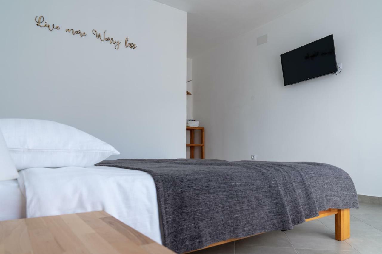 The Foxhouse Hotel Tolmin Bagian luar foto