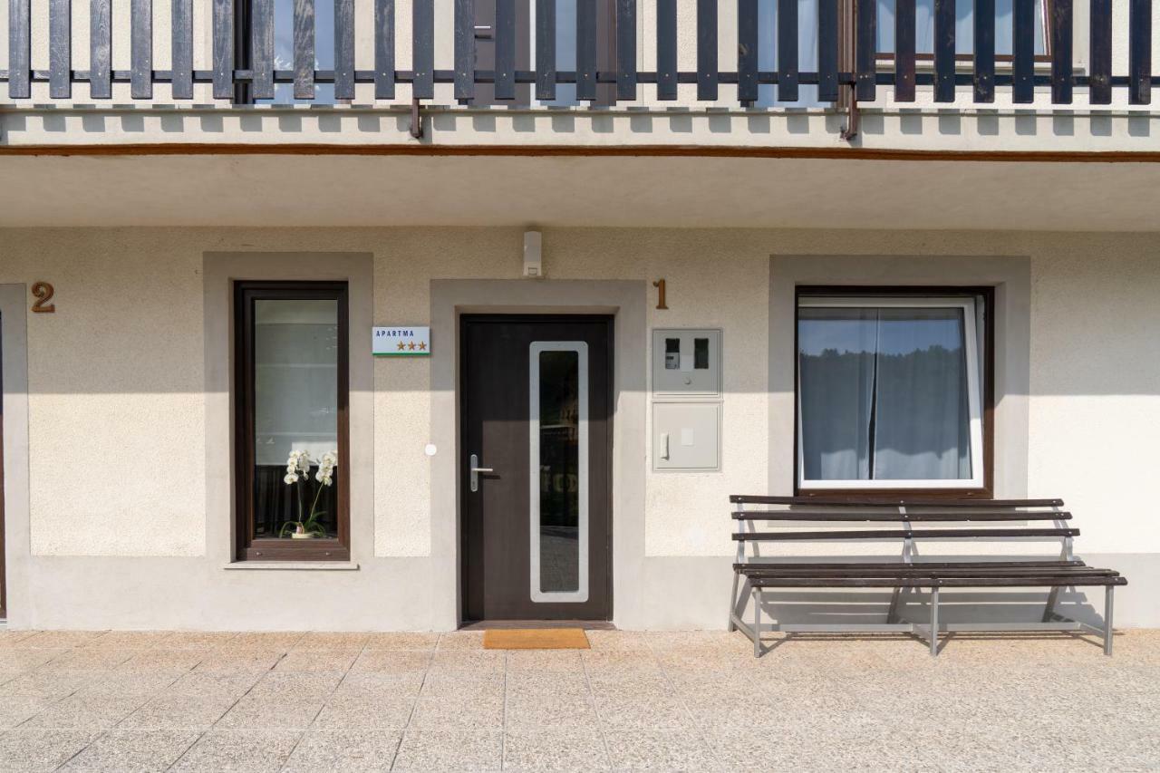 The Foxhouse Hotel Tolmin Bagian luar foto