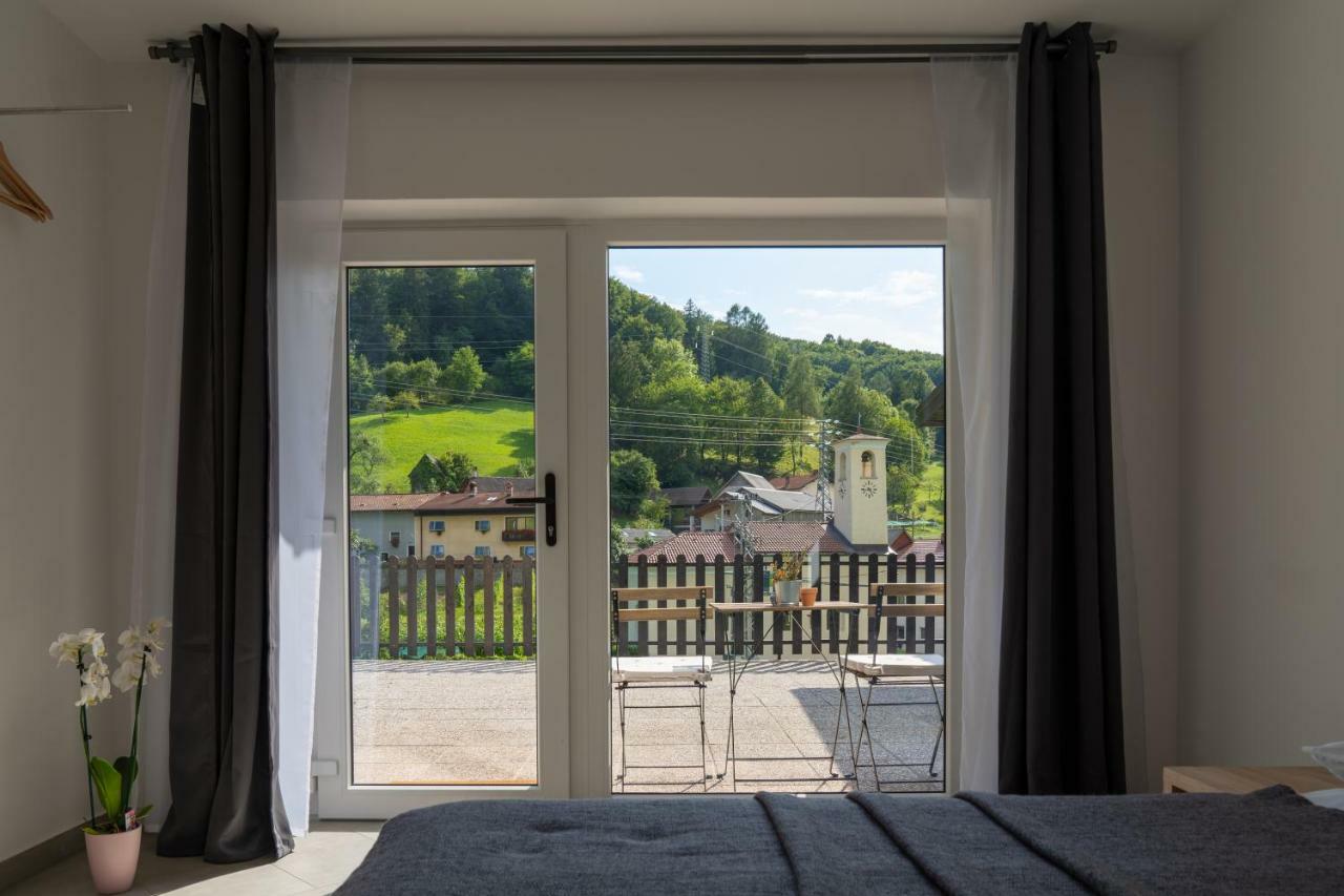 The Foxhouse Hotel Tolmin Bagian luar foto
