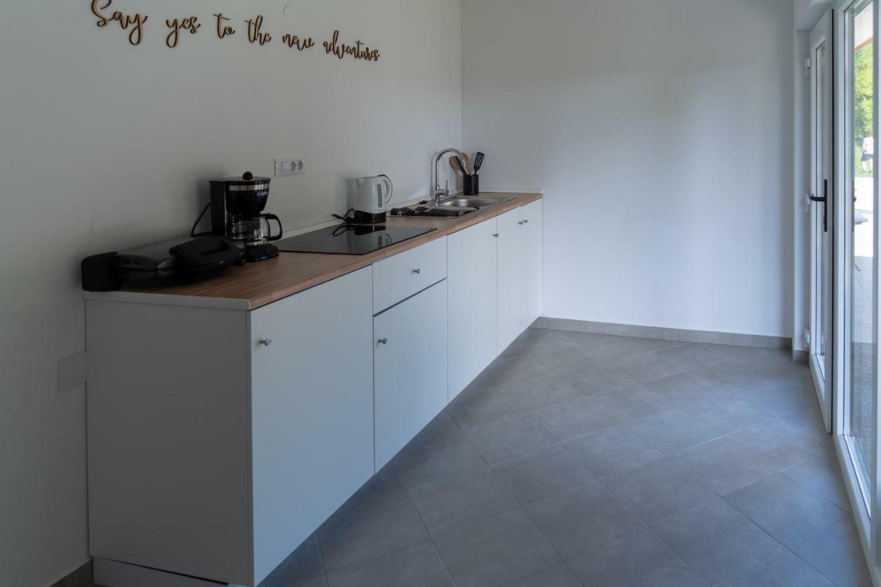 The Foxhouse Hotel Tolmin Bagian luar foto