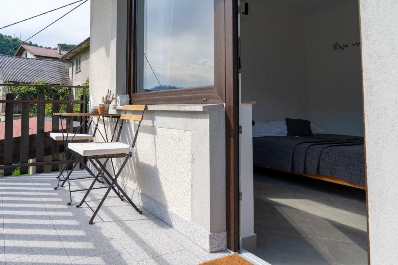 The Foxhouse Hotel Tolmin Bagian luar foto