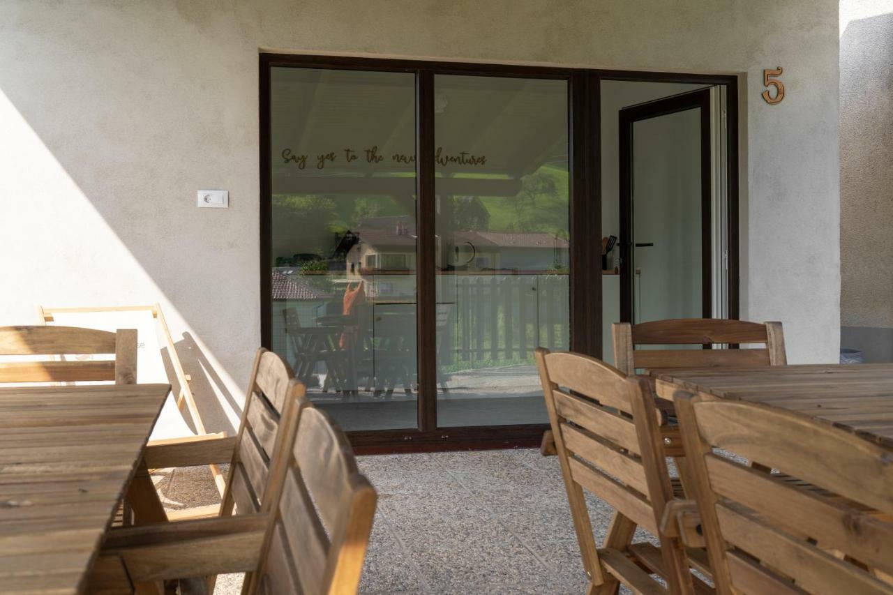 The Foxhouse Hotel Tolmin Bagian luar foto